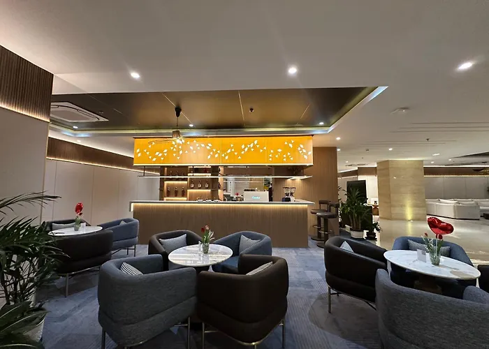 Cozy With Sunset View Near Of Dreams Casino, Naia Airport, Solaire, Okada, Ayala Malls And Moa 4*