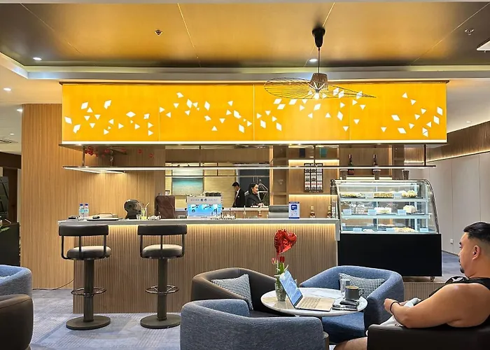 Cozy With Sunset View Near Of Dreams Casino, Naia Airport, Solaire, Okada, Ayala Malls And Moa Manila